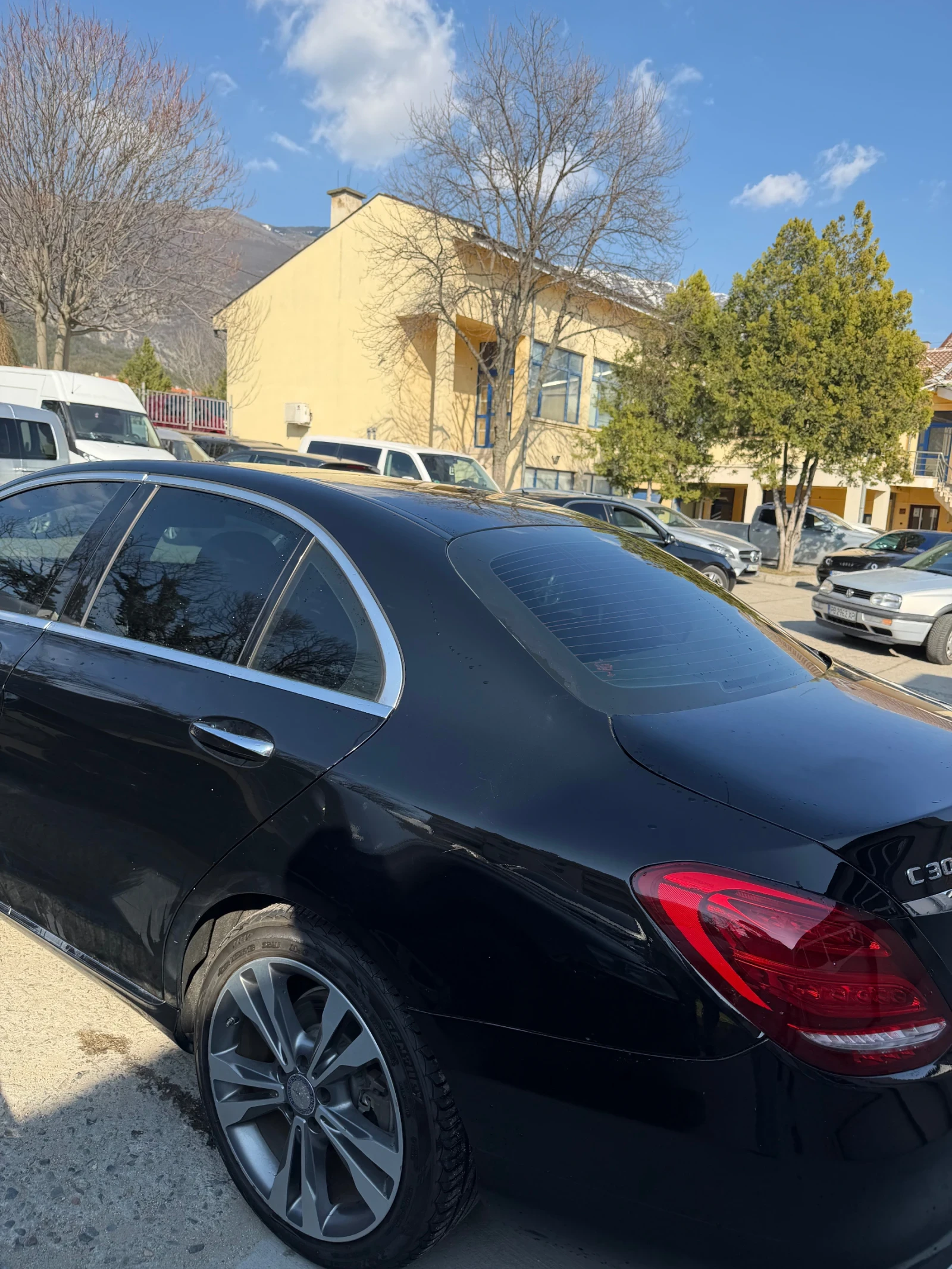 Mercedes-Benz C 300, снимка 3 - Автомобили и джипове - 53747622