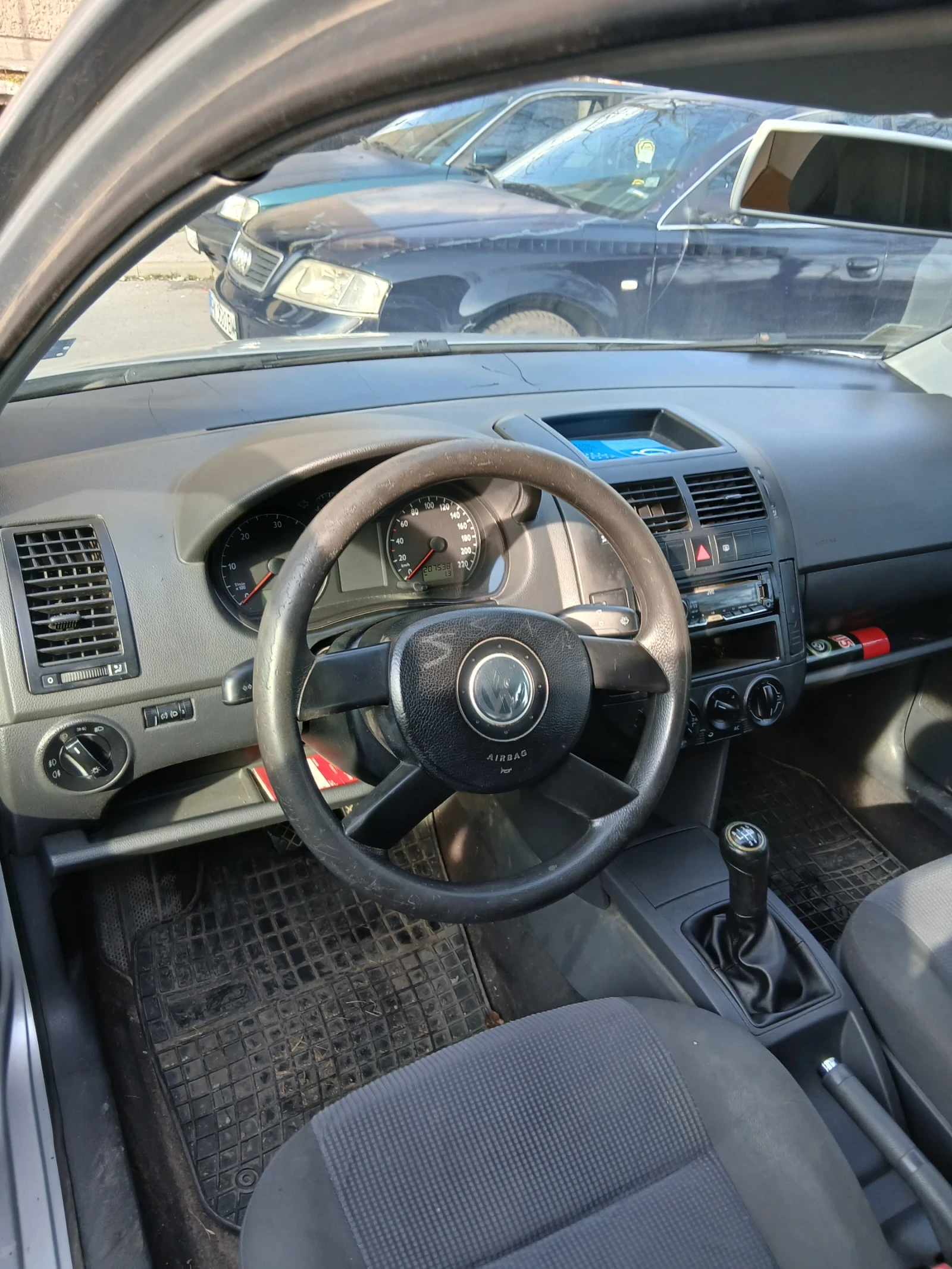 VW Polo 1.4 TDI, снимка 3 - Автомобили и джипове - 53858761