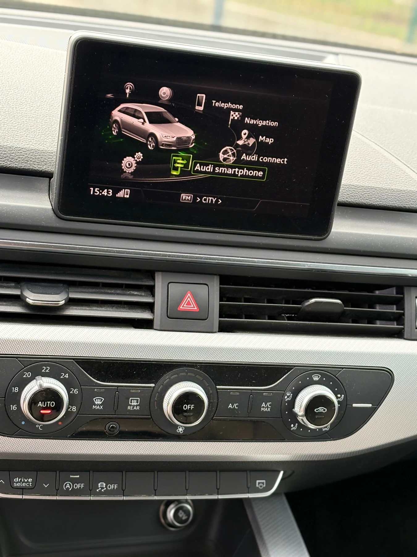 Audi A4 2.0TDI Quattro 190 HP, снимка 12 - Автомобили и джипове - 54483338