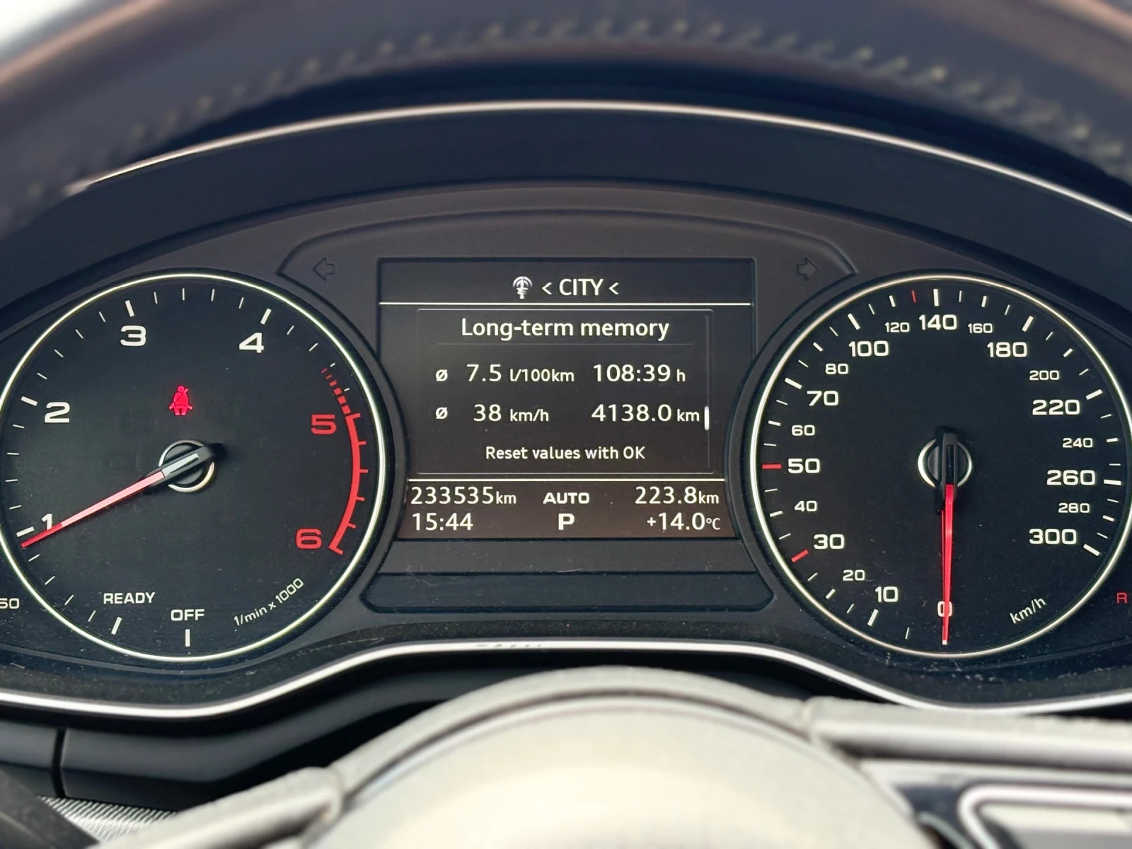 Audi A4 2.0TDI Quattro 190 HP, снимка 13 - Автомобили и джипове - 54483338