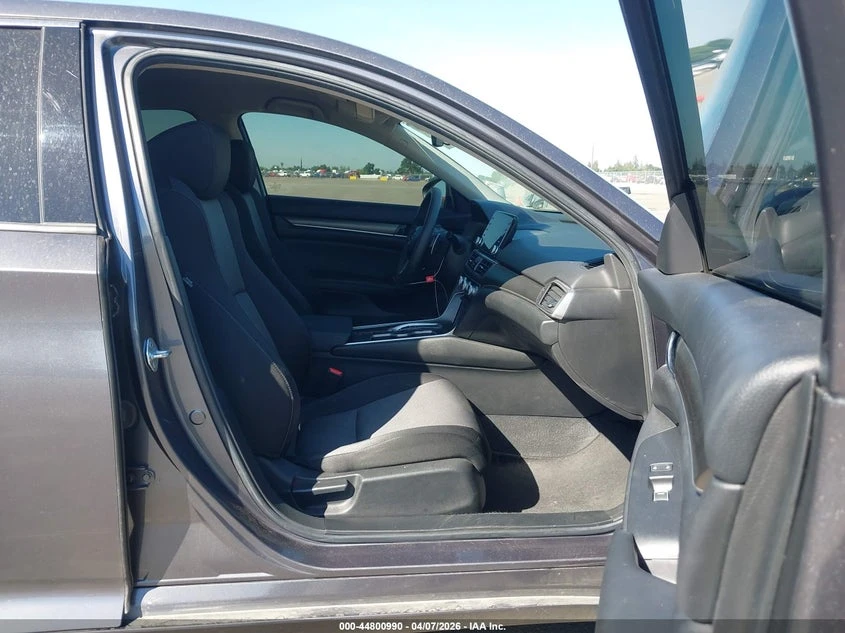 Honda Accord 2.0l Hybrid, снимка 5 - Автомобили и джипове - 54568942