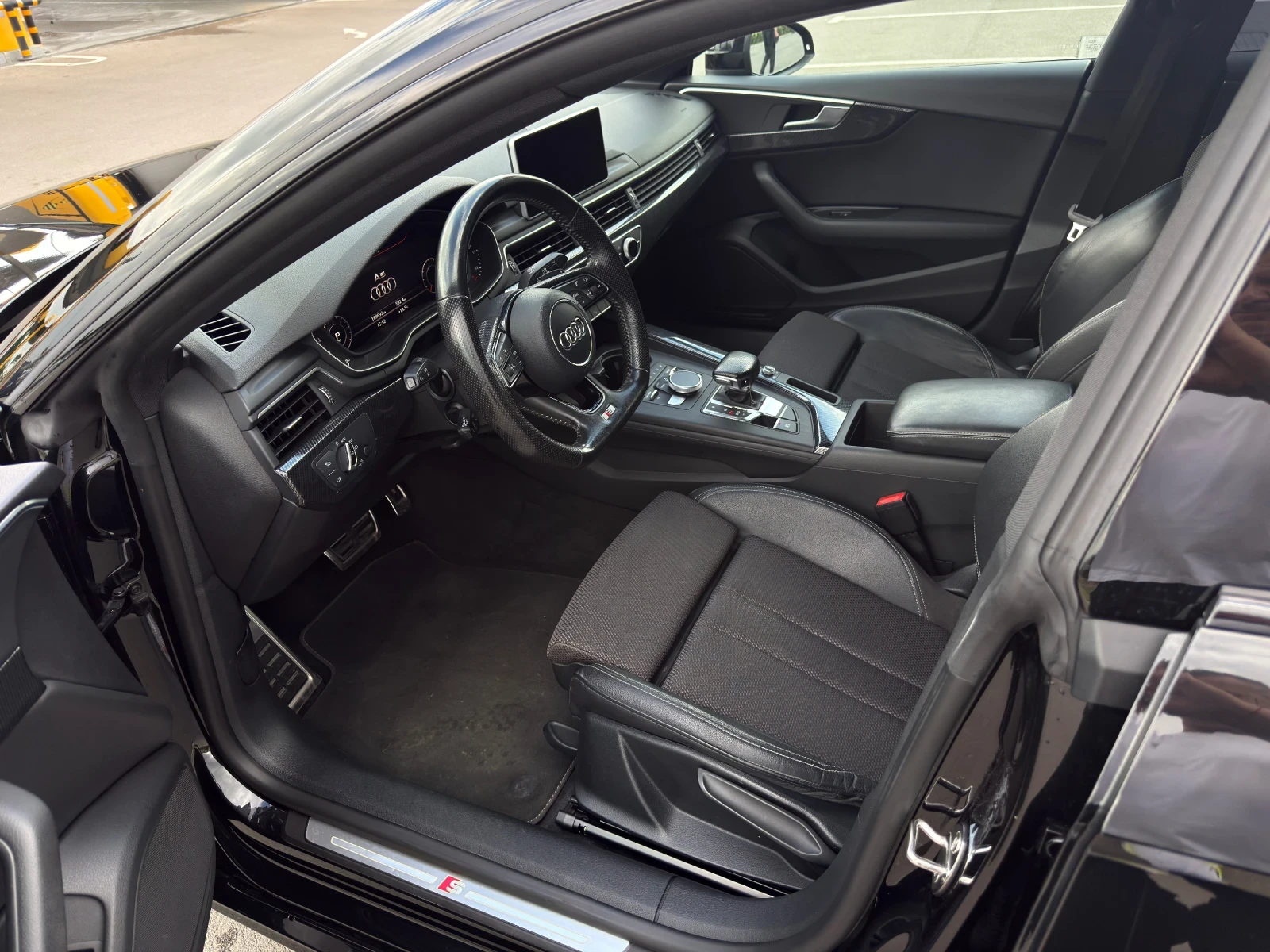 Audi A5 2.0TDI 190кс 3xS Line, Matrix, Virtual, снимка 9 - Автомобили и джипове - 54574483
