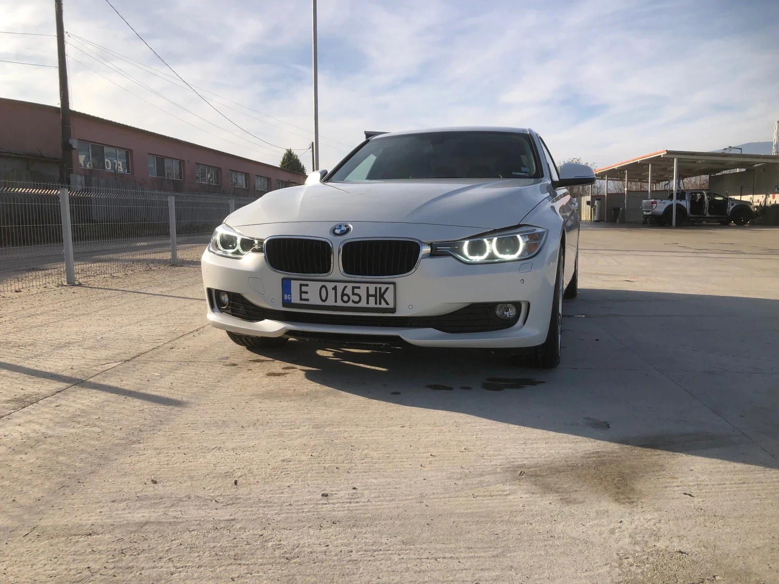 BMW 320, снимка 3 - Автомобили и джипове - 55179002