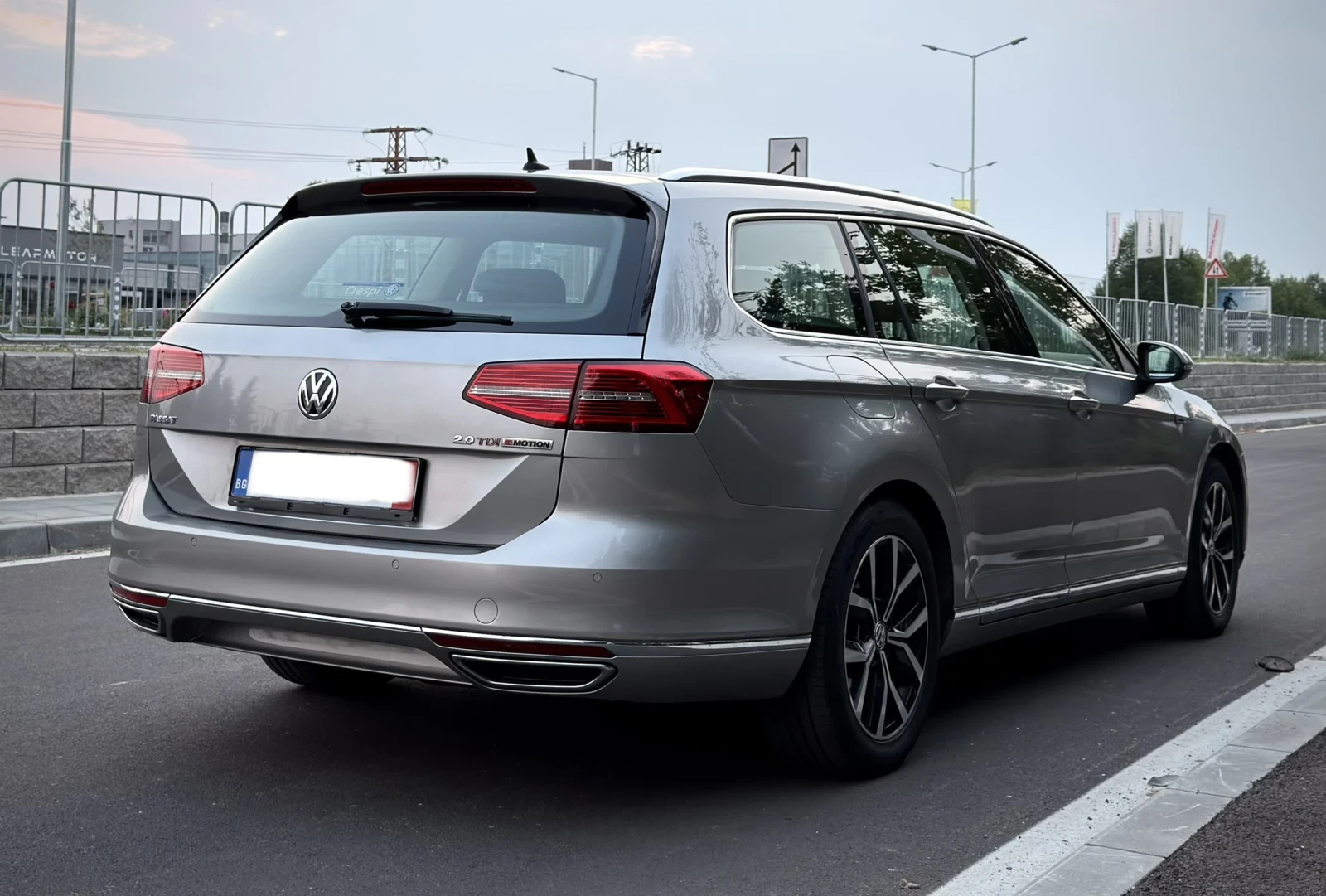 VW Passat 2.0TDI 240кс HIGHLINE DSG* Digital* 4Motion , снимка 5 - Автомобили и джипове - 55713102