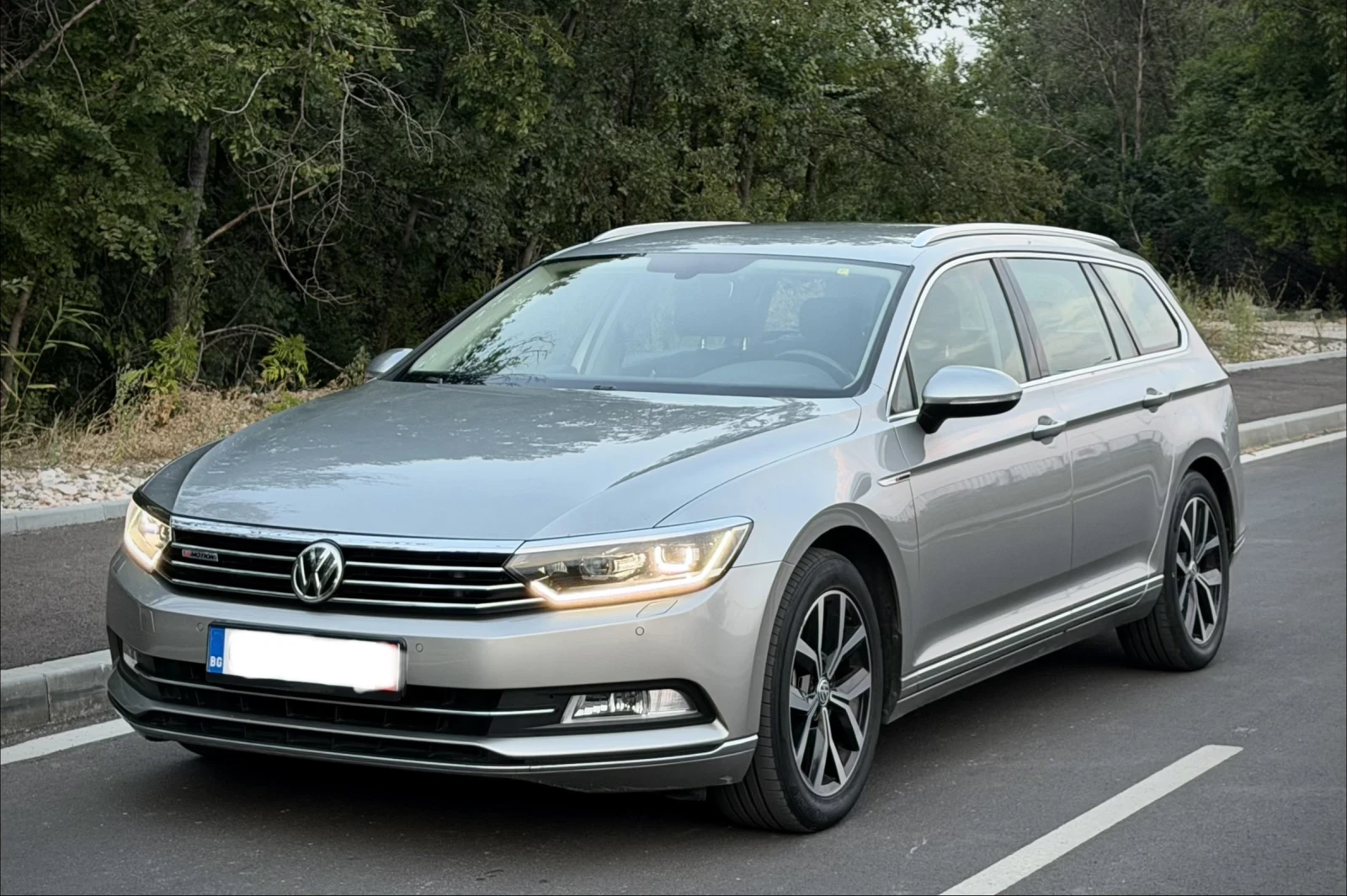 VW Passat 2.0TDI 240кс HIGHLINE DSG* Digital* 4Motion 