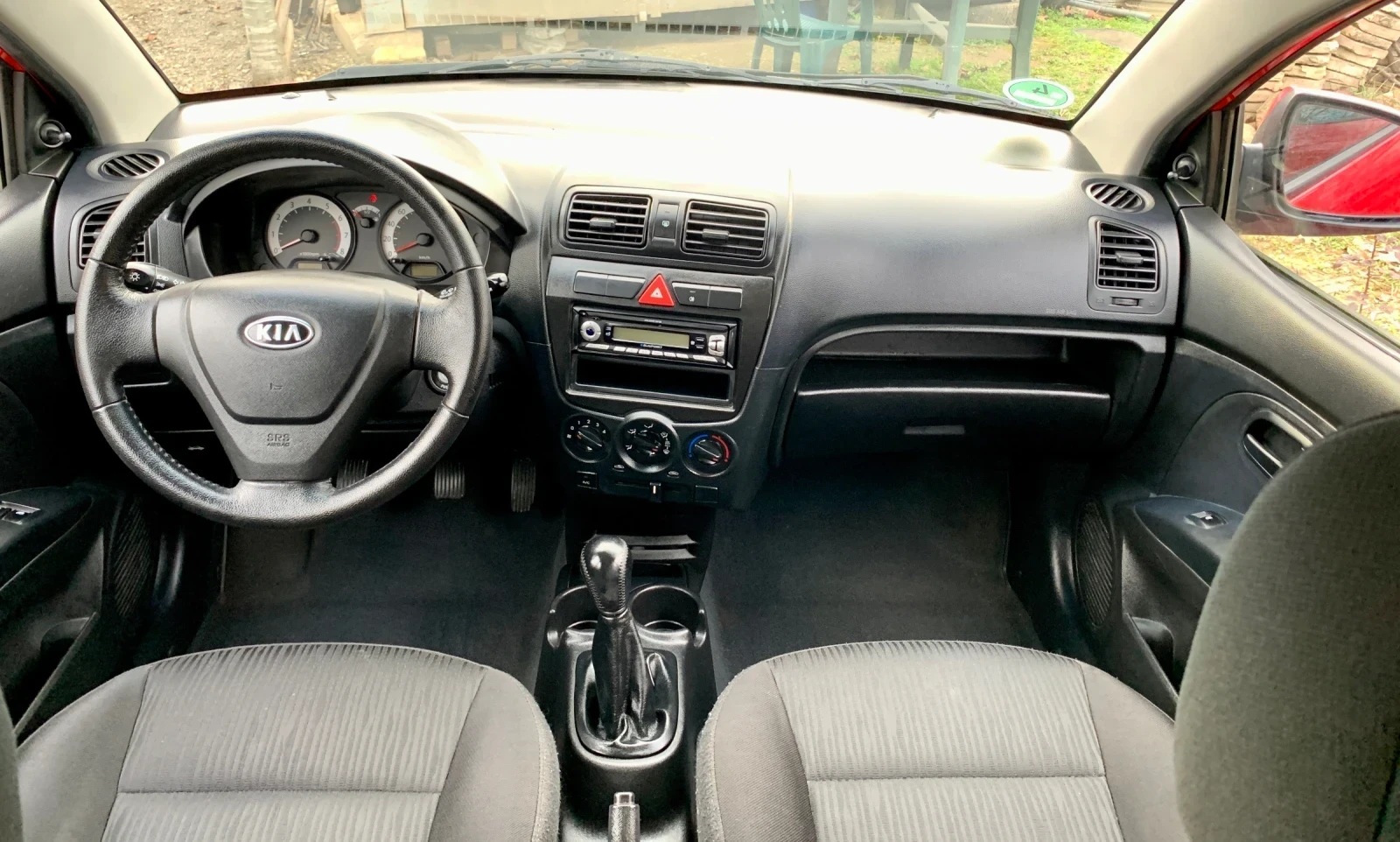 Kia Picanto FACE* БЕНЗИН| 125хил.км| КЛИМАТИК | СЕРВИЗНА КНИЖК, снимка 11 - Автомобили и джипове - 55733334