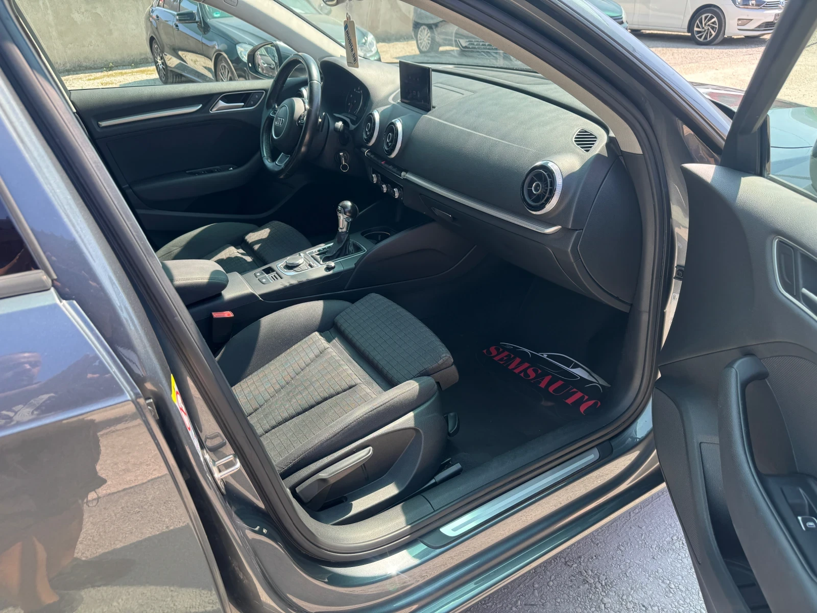 Audi A3 1.4 TFSI 122кс* S-Tronic * Led * Carplay , снимка 13 - Автомобили и джипове - 55751041