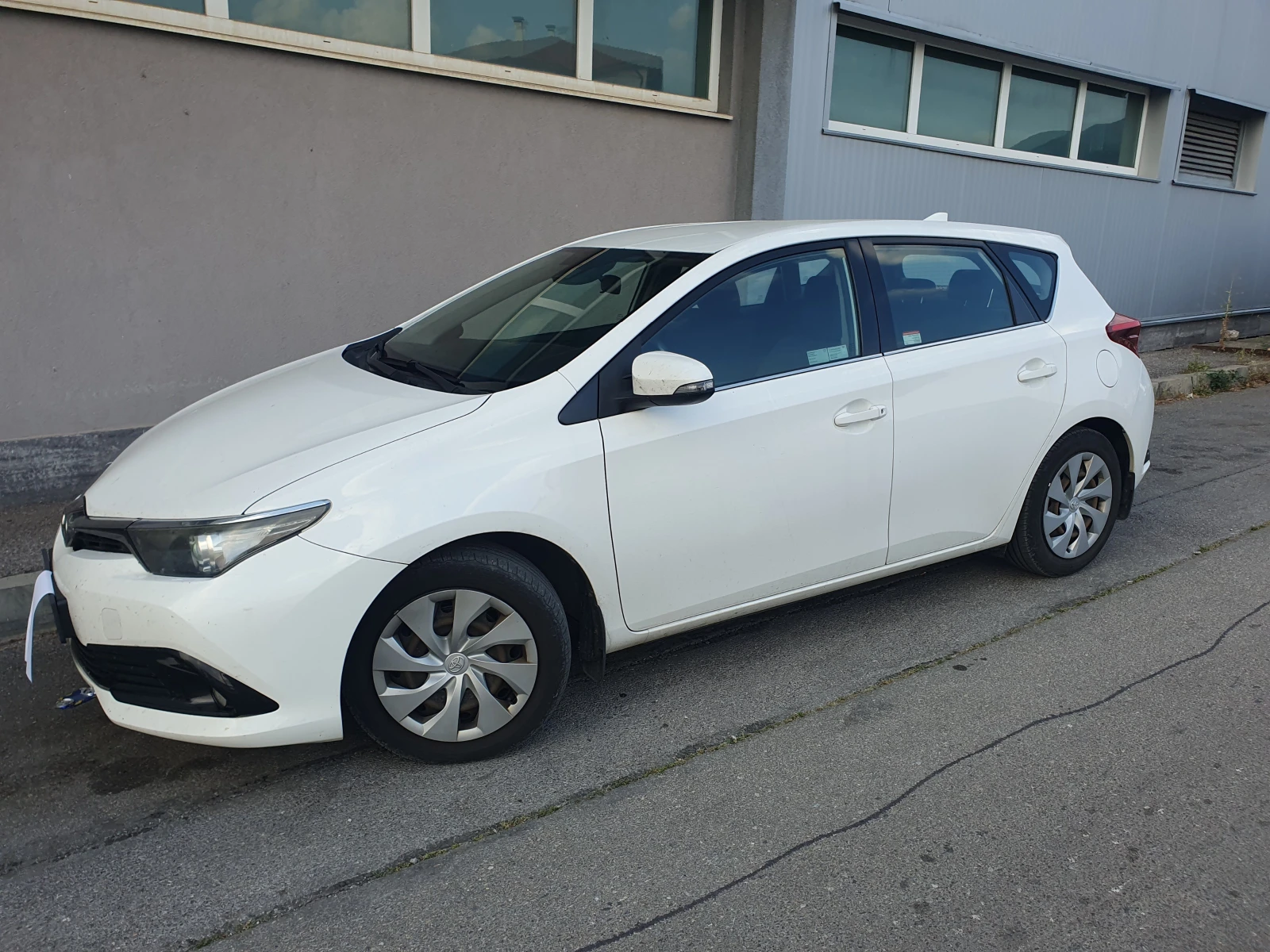 Toyota Auris "Premium"-BRC газ., снимка 2 - Автомобили и джипове - 55776913