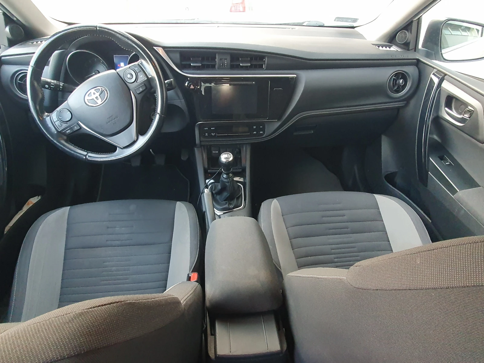 Toyota Auris "Premium"-BRC газ., снимка 10 - Автомобили и джипове - 55776913