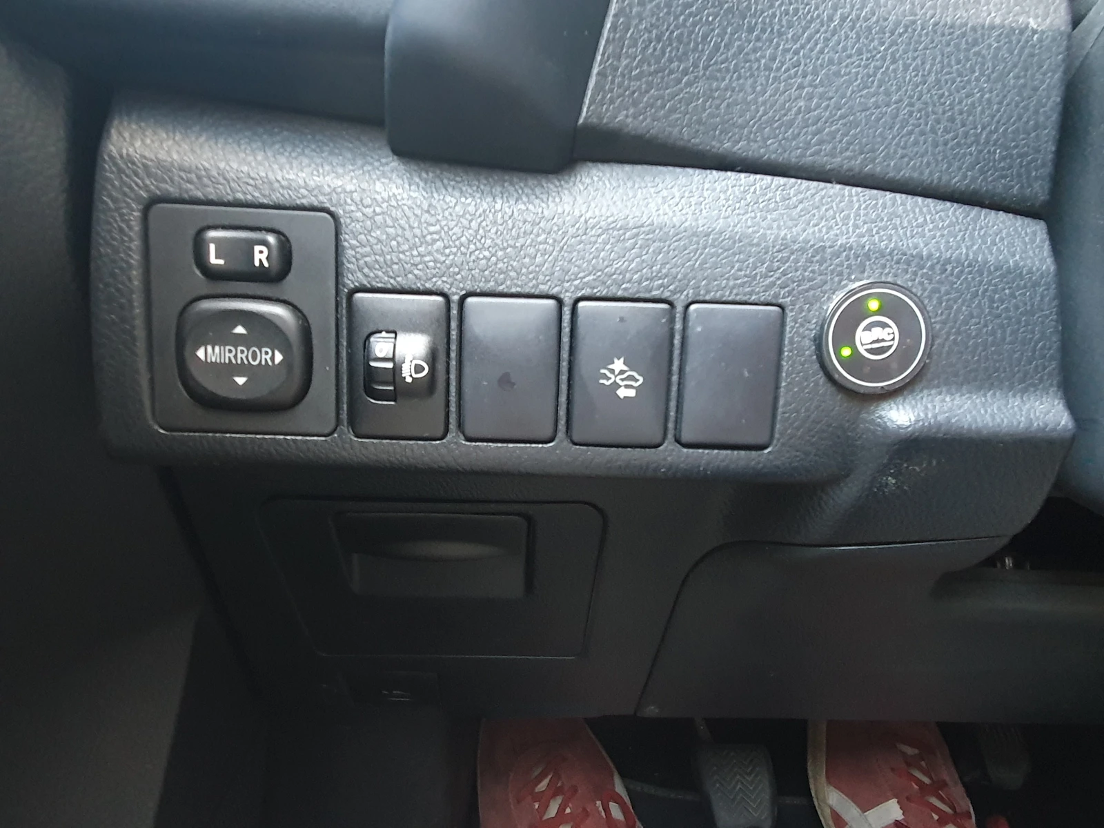 Toyota Auris "Premium"-BRC газ., снимка 9 - Автомобили и джипове - 55776913