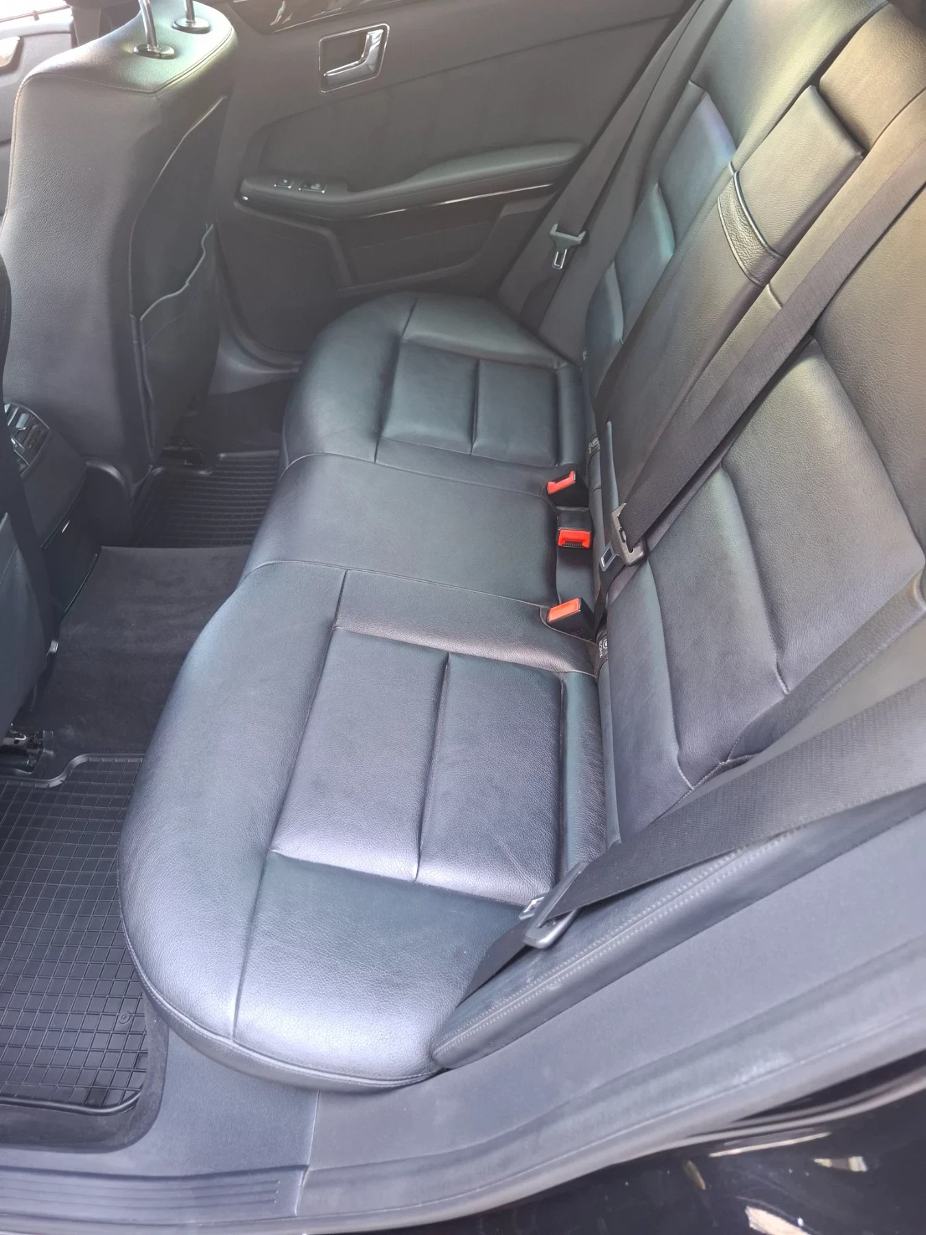 Mercedes-Benz E 350, снимка 9 - Автомобили и джипове - 55787825