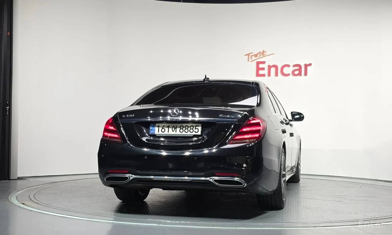 Mercedes-Benz S 350 d 4MATIC AMG/ОБДУХВАНЕ/ПАНОРАМА/ДИСТРОНИК/360, снимка 4 - Автомобили и джипове - 56085297