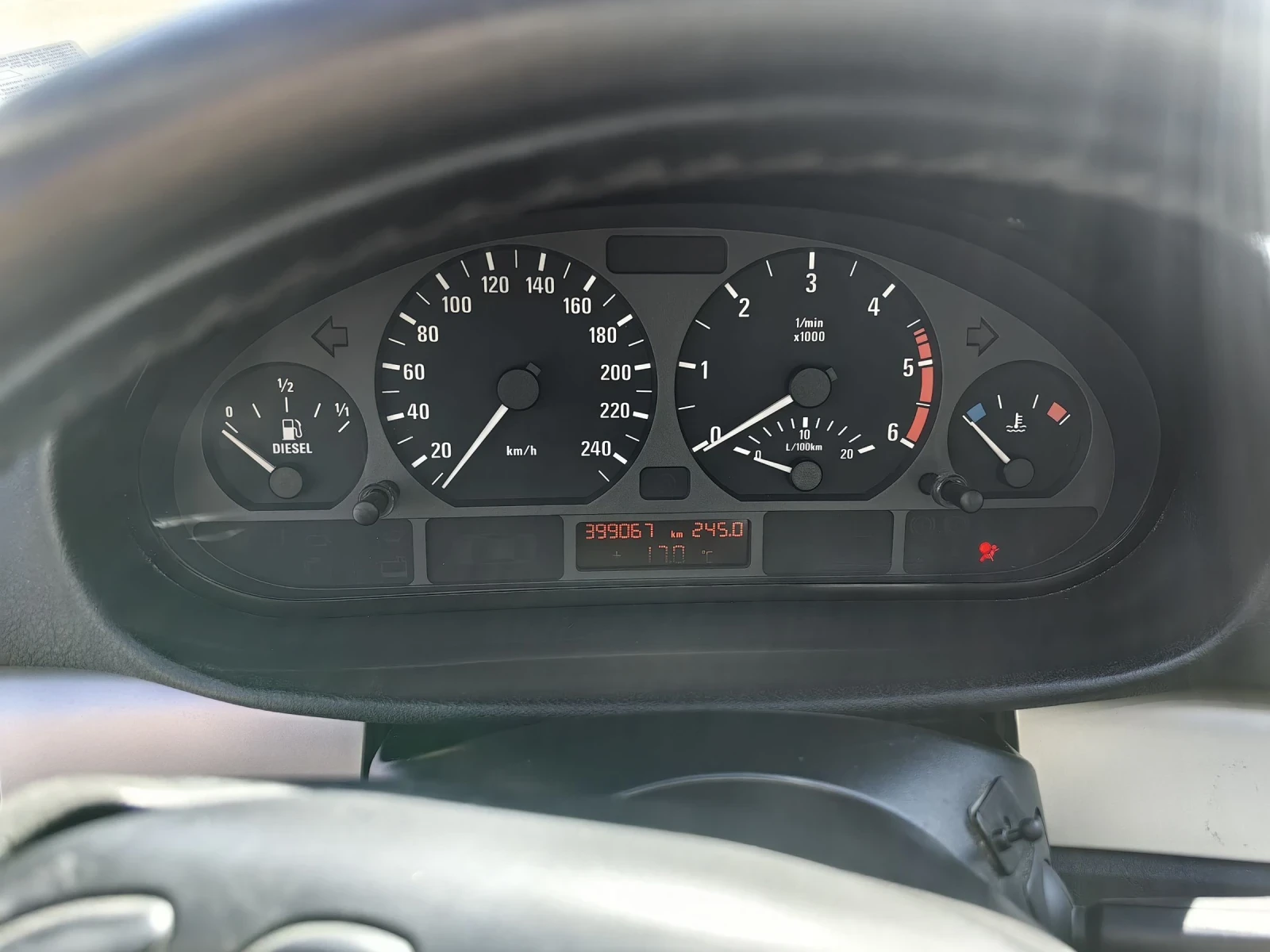 BMW 330 XD, facelift, снимка 14 - Автомобили и джипове - 56337547