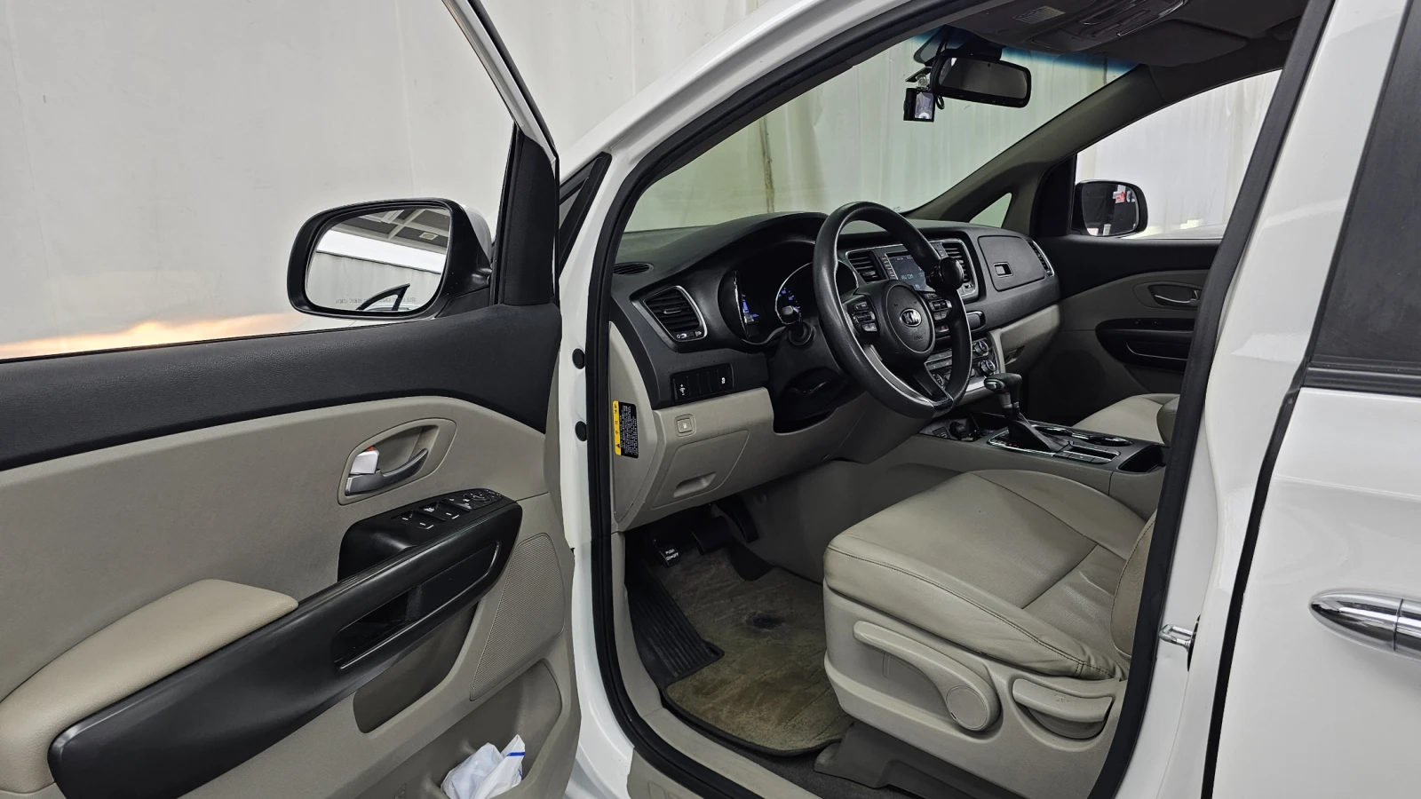 Kia Carnival ������ ����* encareu.com | Mobile.bg � ����������� 10