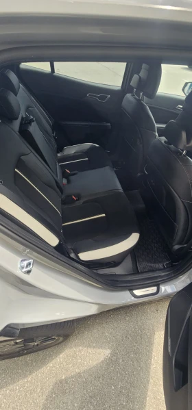 Kia Sportage Sportage 1, 6T HPE 4WD Aut GT line, снимка 8