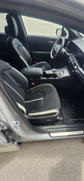 Kia Sportage Sportage 1, 6T HPE 4WD Aut GT line, снимка 6