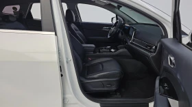 Kia Sportage Noblesse | Panoramic Display | Ventilated Seats, снимка 10