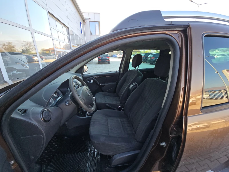 Dacia Duster 1.5dci !! , снимка 12 - Автомобили и джипове - 47884893