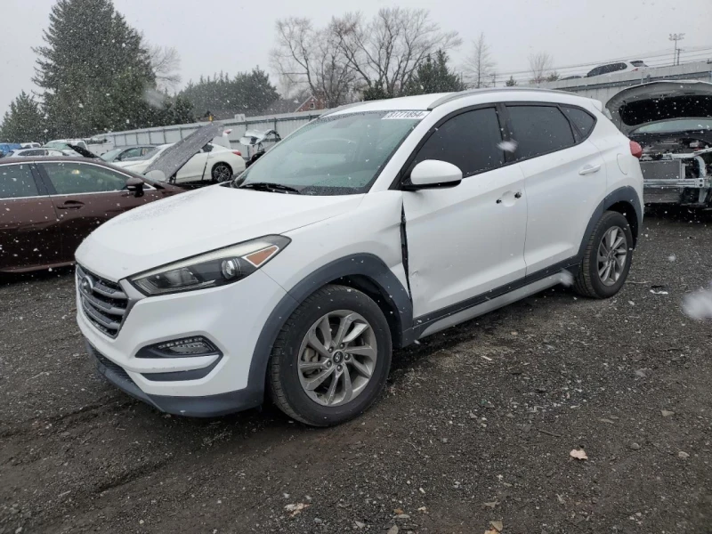 Hyundai Tucson Минимална щета, снимка 1 - Автомобили и джипове - 49069925