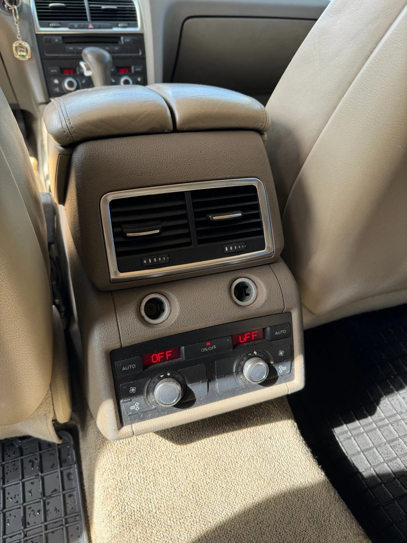 Audi Q7 ЦЯЛА ЗА ЧАСТИ, снимка 15 - Автомобили и джипове - 51461468