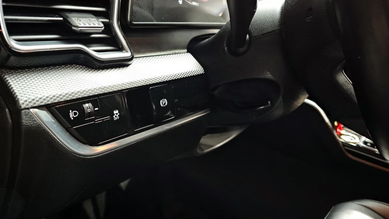 Kia Sportage 2.0 2WD PRESTIGE , снимка 14 - Автомобили и джипове - 52469579