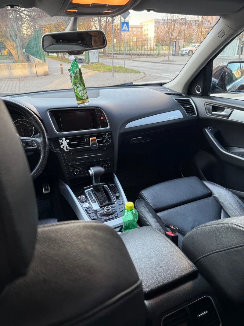 Audi Q5, снимка 5 - Автомобили и джипове - 52996360