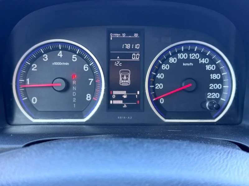 Honda Cr-v, снимка 6 - Автомобили и джипове - 53053309
