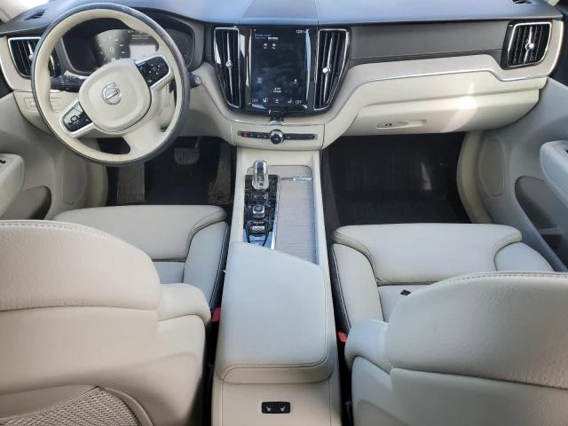 Volvo XC60 T8 INSCRIPTION , снимка 8 - Автомобили и джипове - 49097948