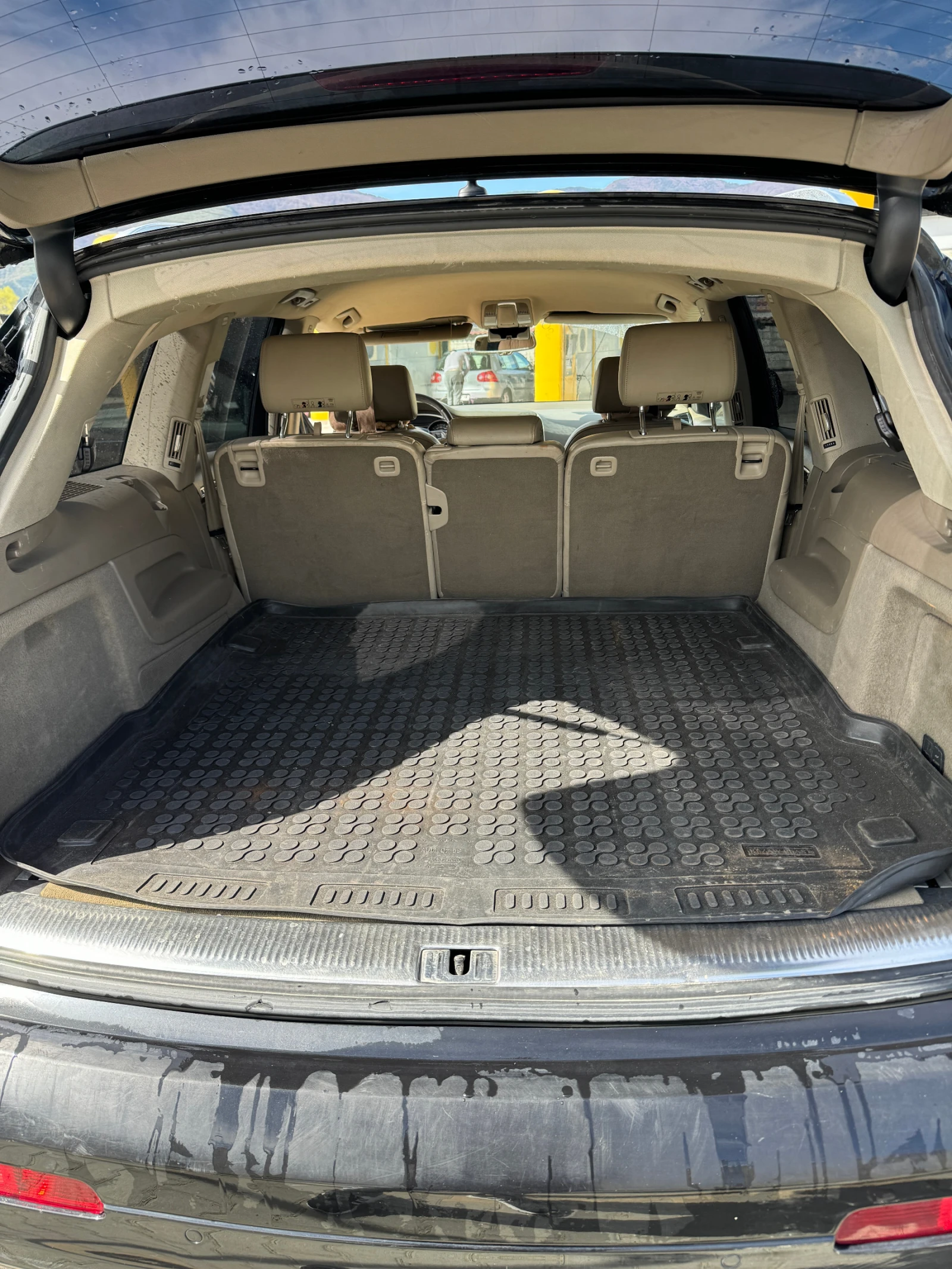 Audi Q7    | Mobile.bg   17