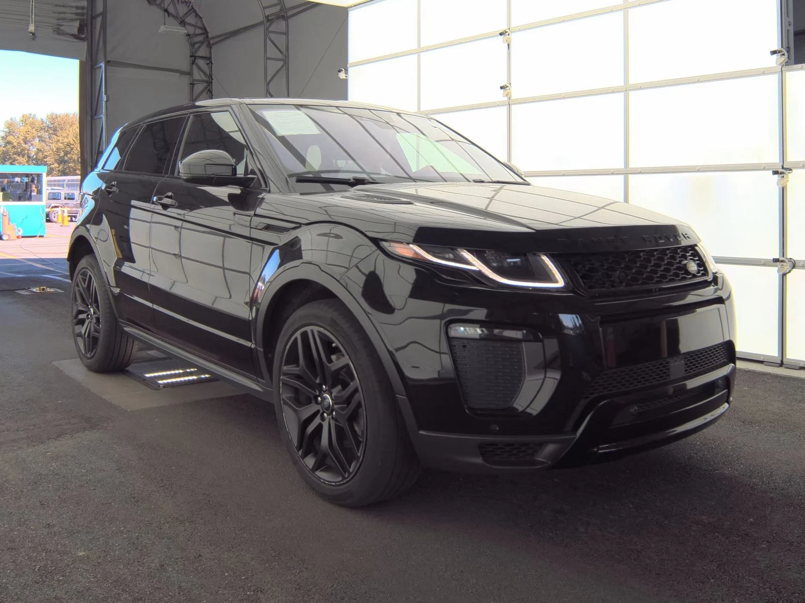 Land Rover Range Rover Evoque  Evoque HSE Dynamic - изображение 2