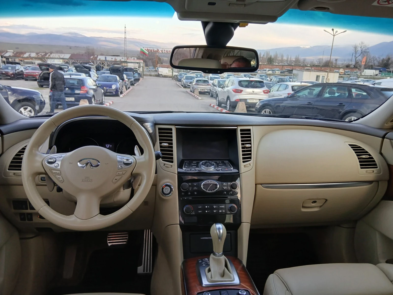 Infiniti QX70 3.0d | Mobile.bg � ����������� 11