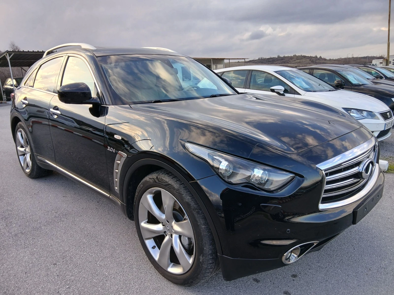 Infiniti QX70 3.0d | Mobile.bg � ����������� 2