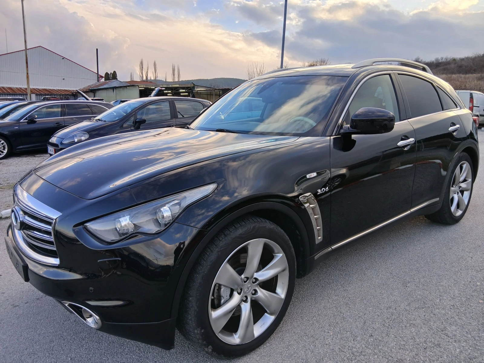 Infiniti QX70 3.0d | Mobile.bg � ����������� 3