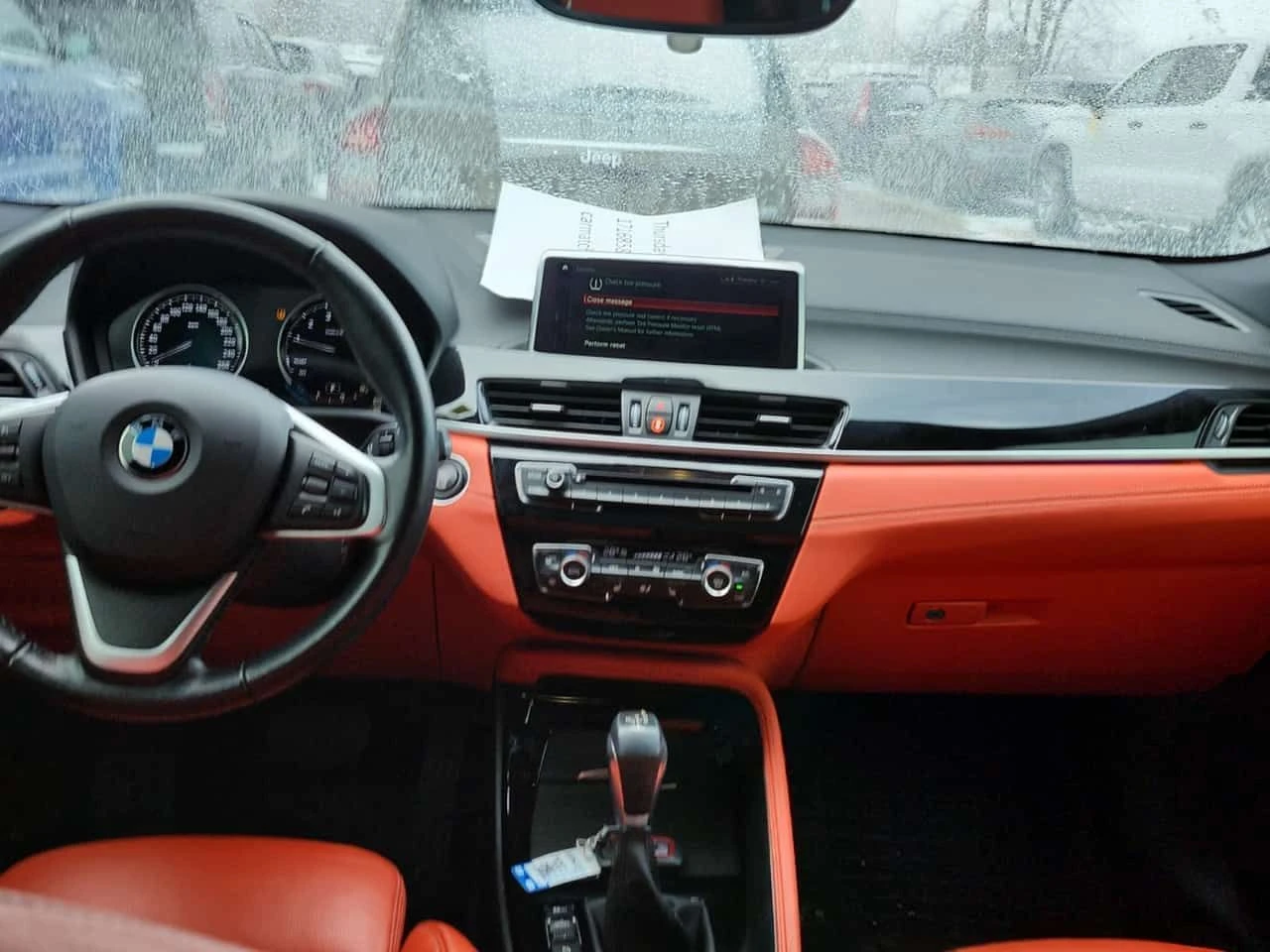 BMW X2  XDRIVE28I | PANORAMA| KEYLESS GO| ПАМЕТ| CARFAX, снимка 9 - Автомобили и джипове - 53894277