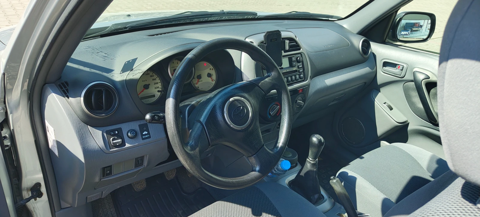 Toyota Rav4, снимка 7 - Автомобили и джипове - 53974523