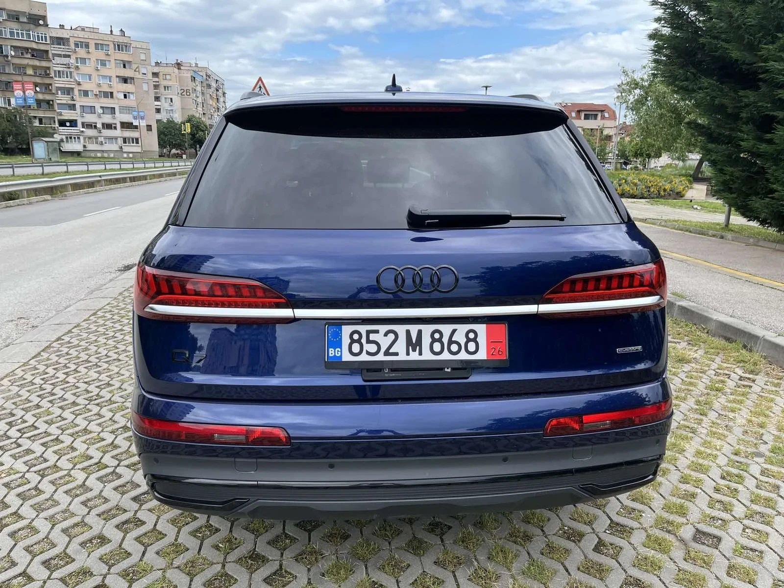 Audi Q7 Premium Plus , снимка 11 - Автомобили и джипове - 54795722