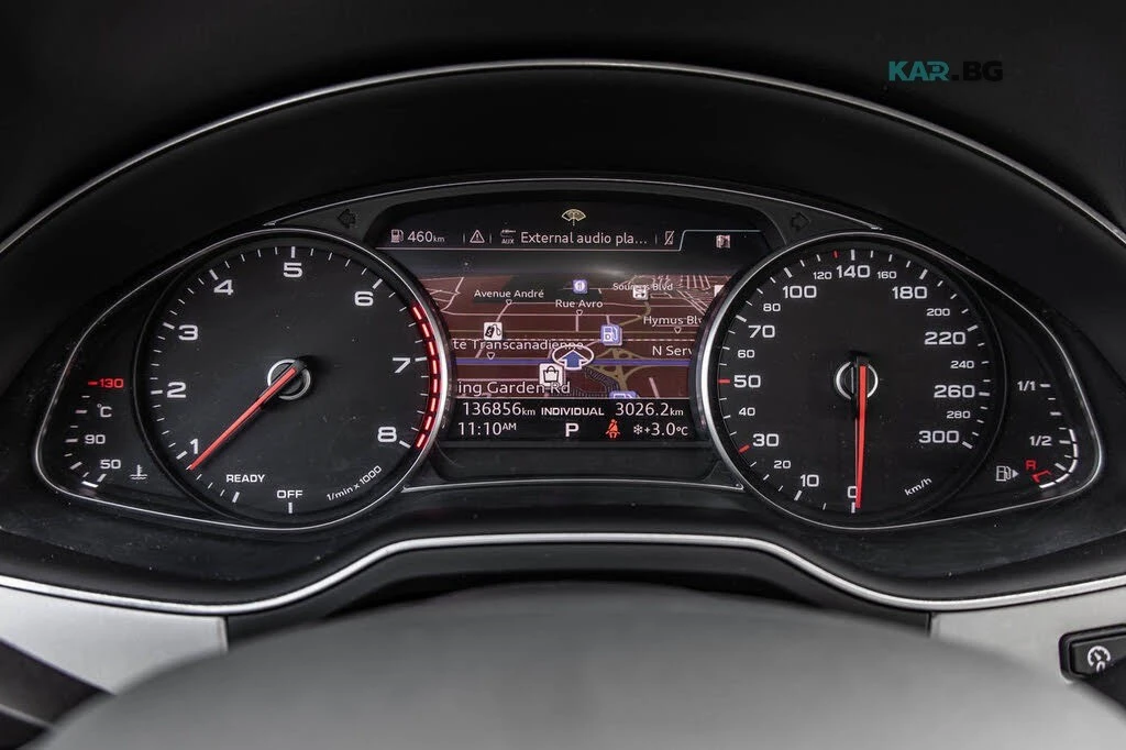 Audi Q7  KOMFORT * KEYLESS * АвтоКредит * (ЦЕНА ДО БГ), снимка 11 - Автомобили и джипове - 54897290