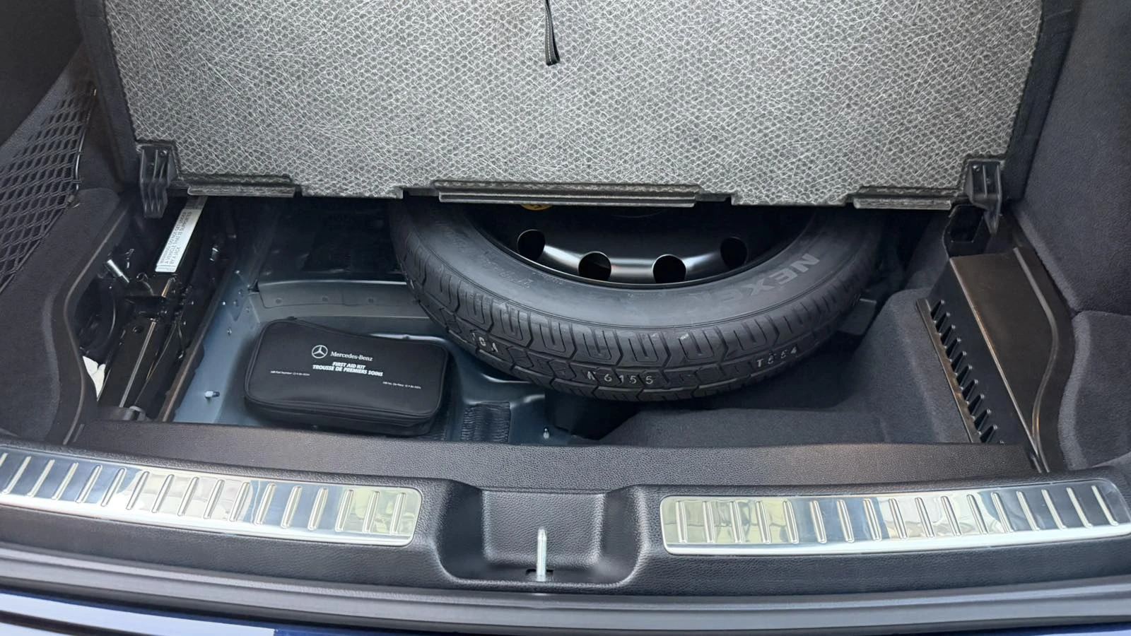 Mercedes-Benz GLC 300 GLC300 Coupe EQ Boost 4matic 9G-TRONIC facelift, снимка 4 - Автомобили и джипове - 55647569