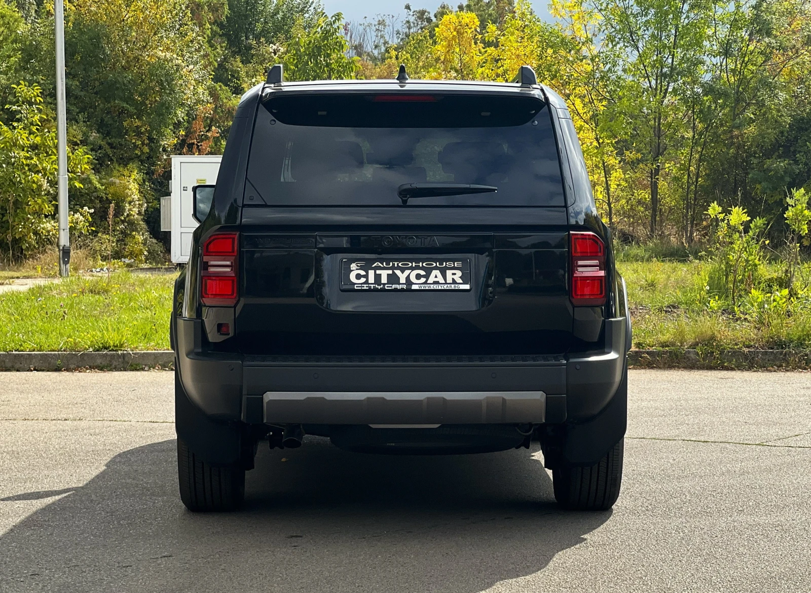 Toyota Land cruiser 250 / 2.8 D-4D / 7 ������ / HUD / PANO / 360 /  | Mobile.bg � ����������� 5