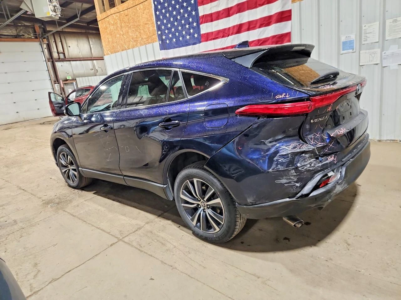 Toyota Venza 2.5l Le, снимка 2 - Автомобили и джипове - 56664040