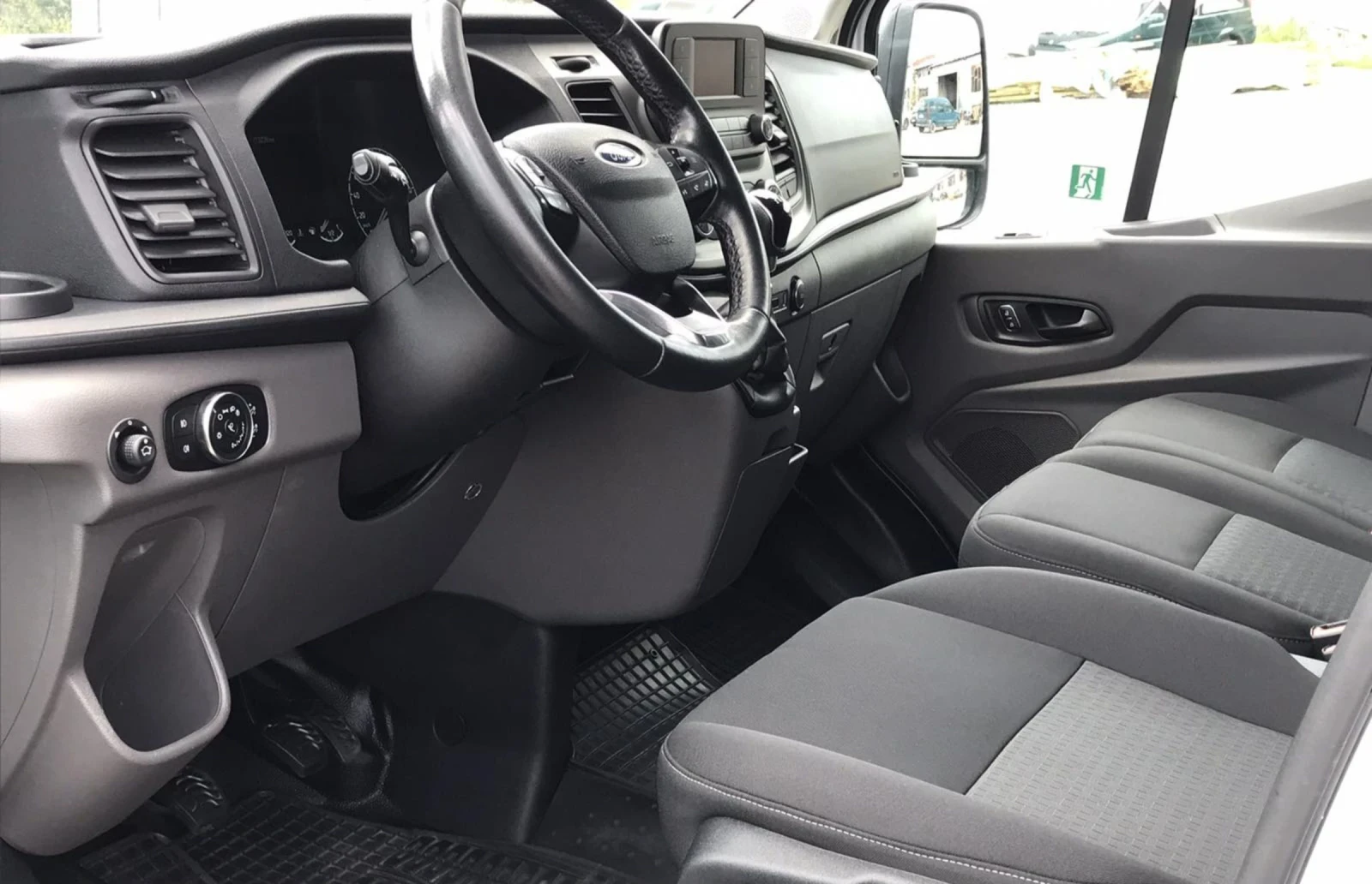 Ford Transit 2020 година - изображение 5