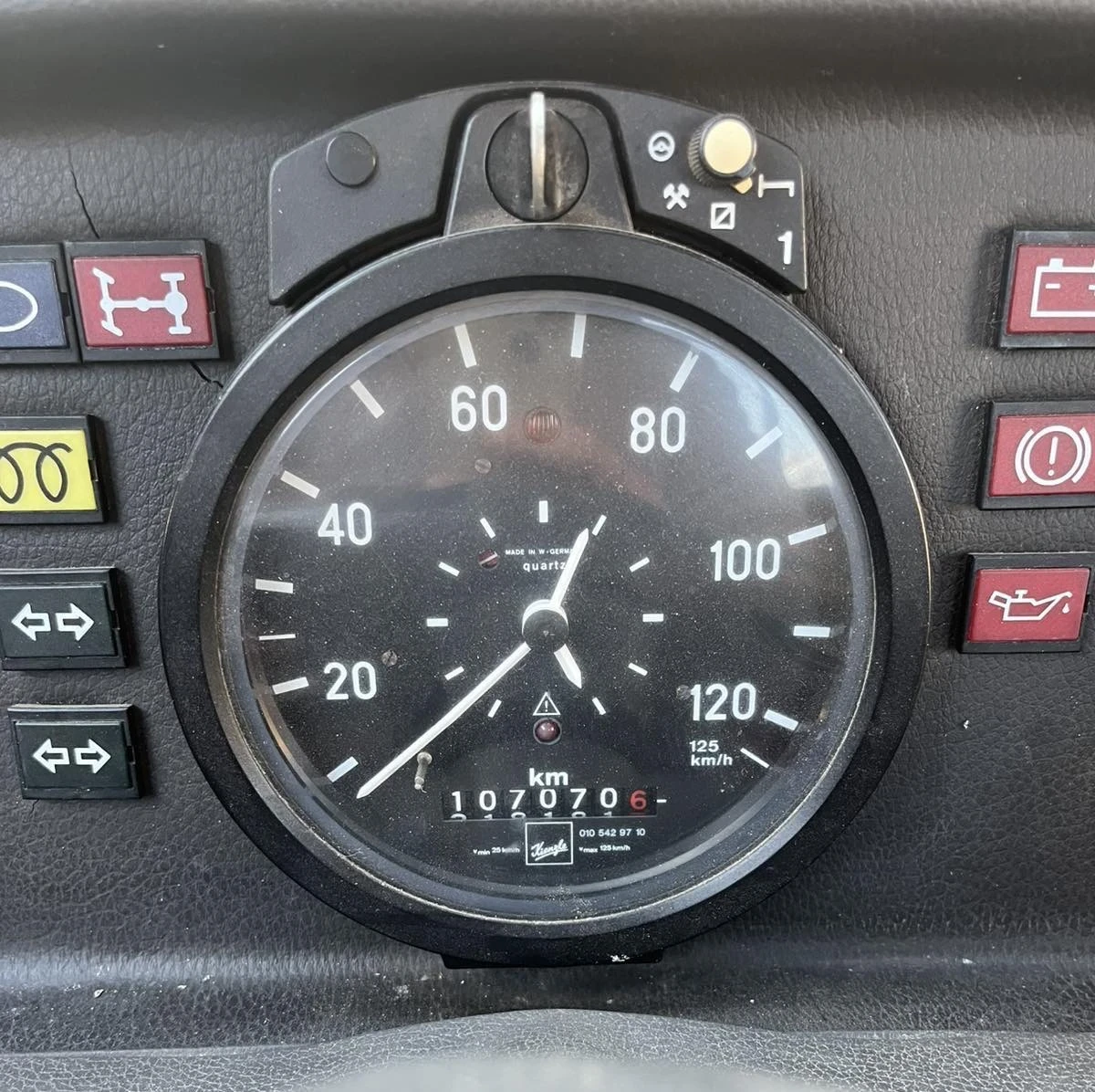 Mercedes-Benz 410  - изображение 3