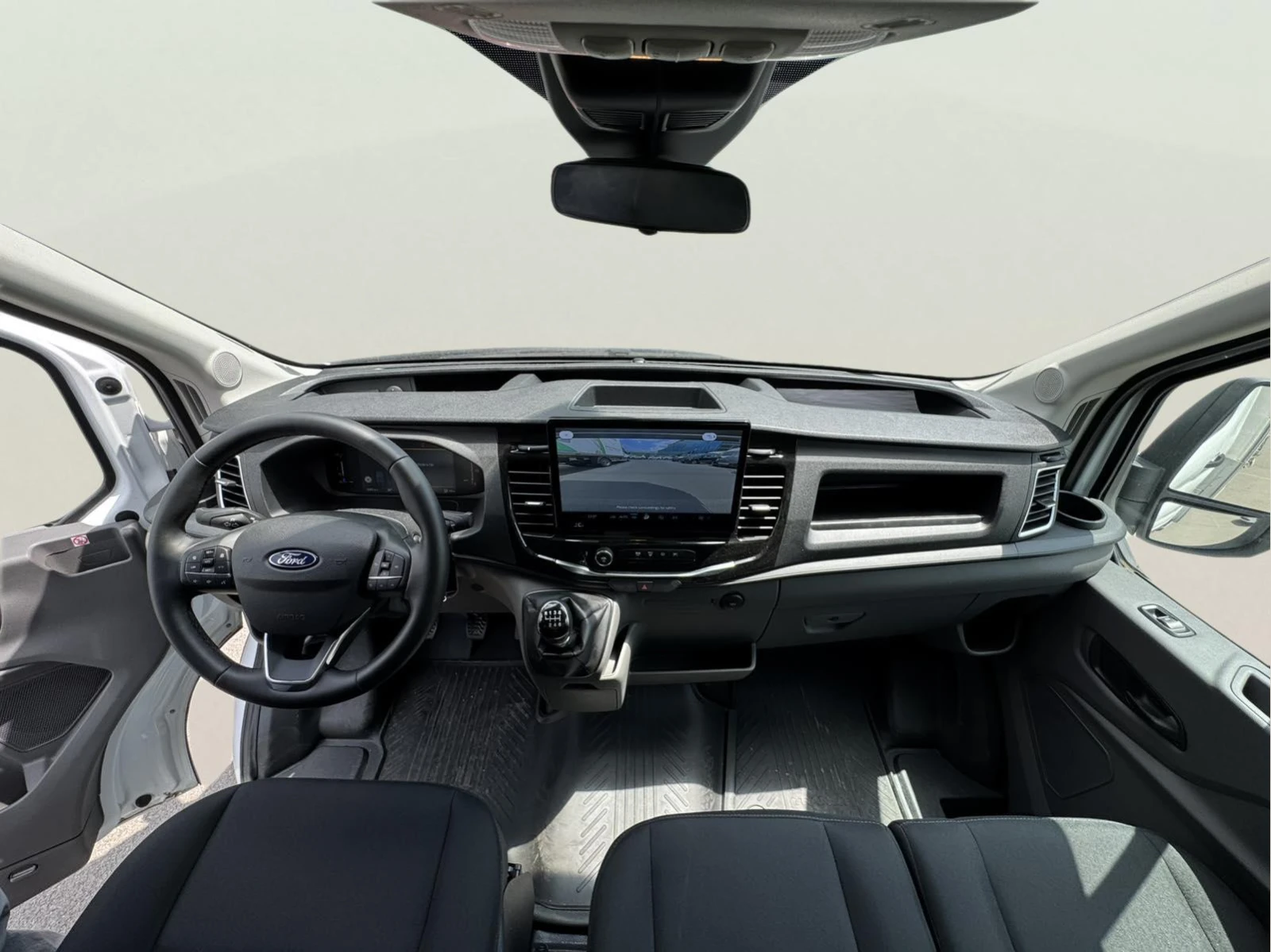 Ford Transit 2.0L EcoBlue, снимка 10 - Бусове и автобуси - 54963708