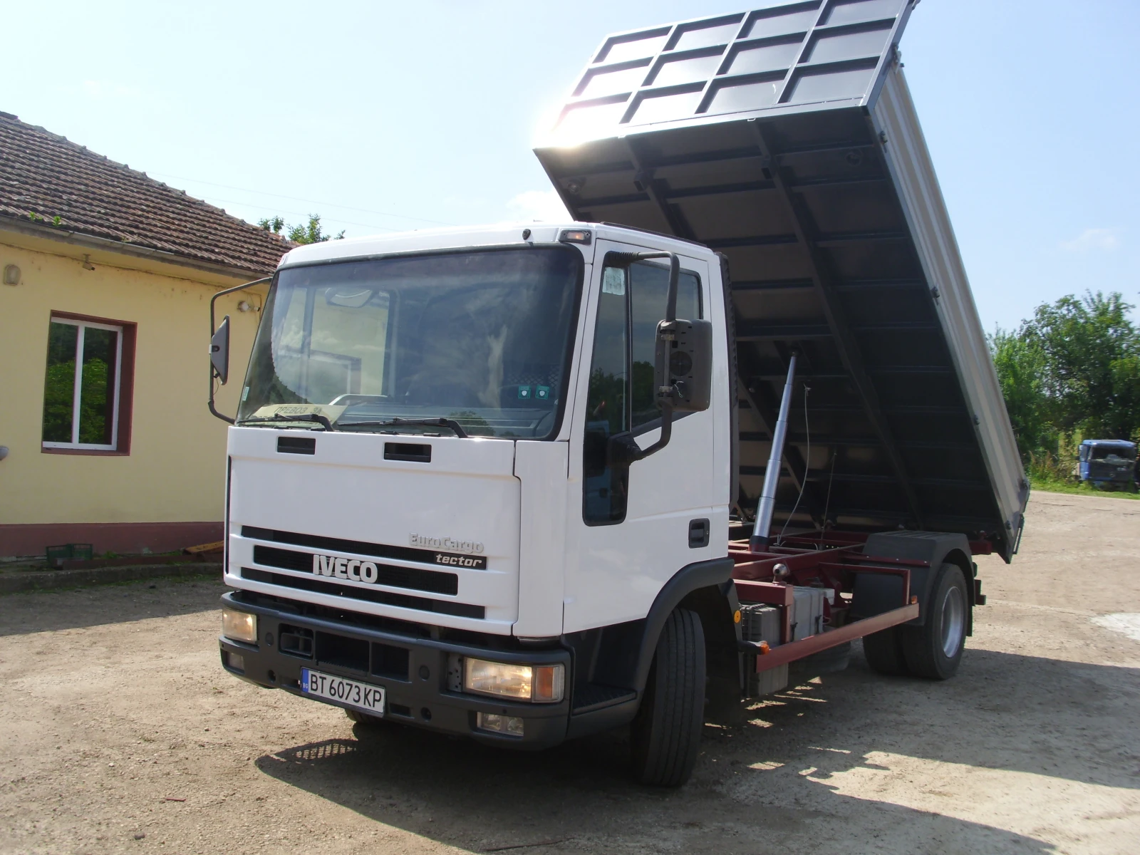 Iveco 120e18 самосвал н2 топ, снимка 3 - Камиони - 54694757