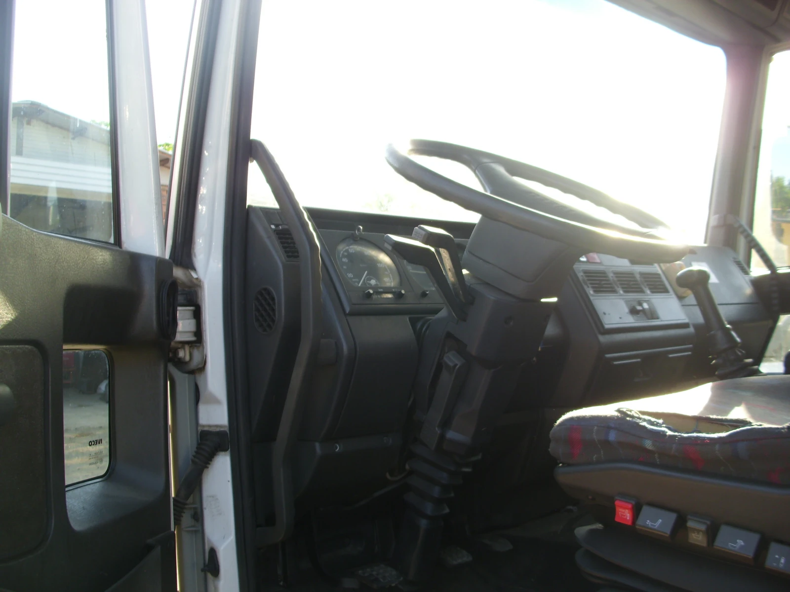 Iveco 120e18 самосвал н2 топ, снимка 6 - Камиони - 54694757