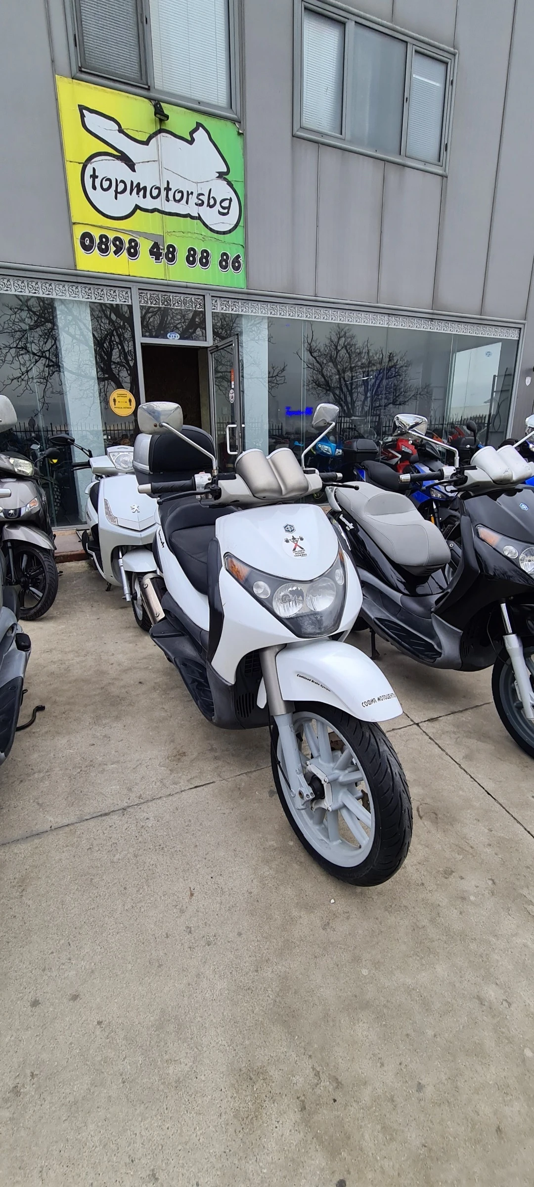 Piaggio Beverly 4   | Mobile.bg   11