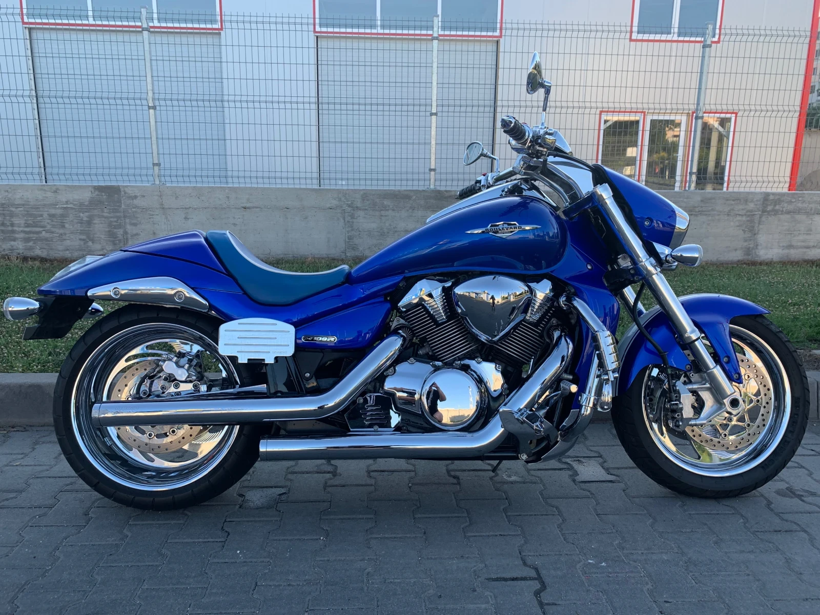 Suzuki Boulevard M 109 R, снимка 2 - Мотоциклети и мототехника - 53723476