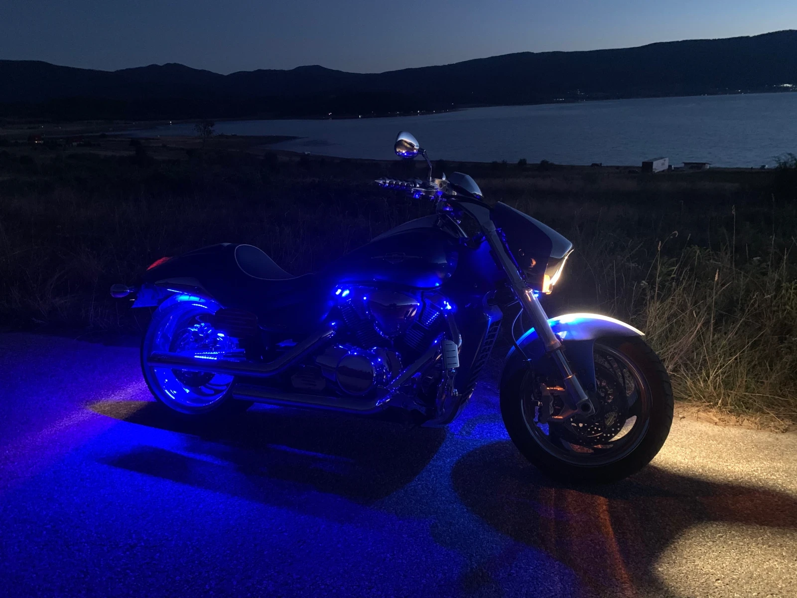 Suzuki Boulevard M 109 R, снимка 10 - Мотоциклети и мототехника - 53723476