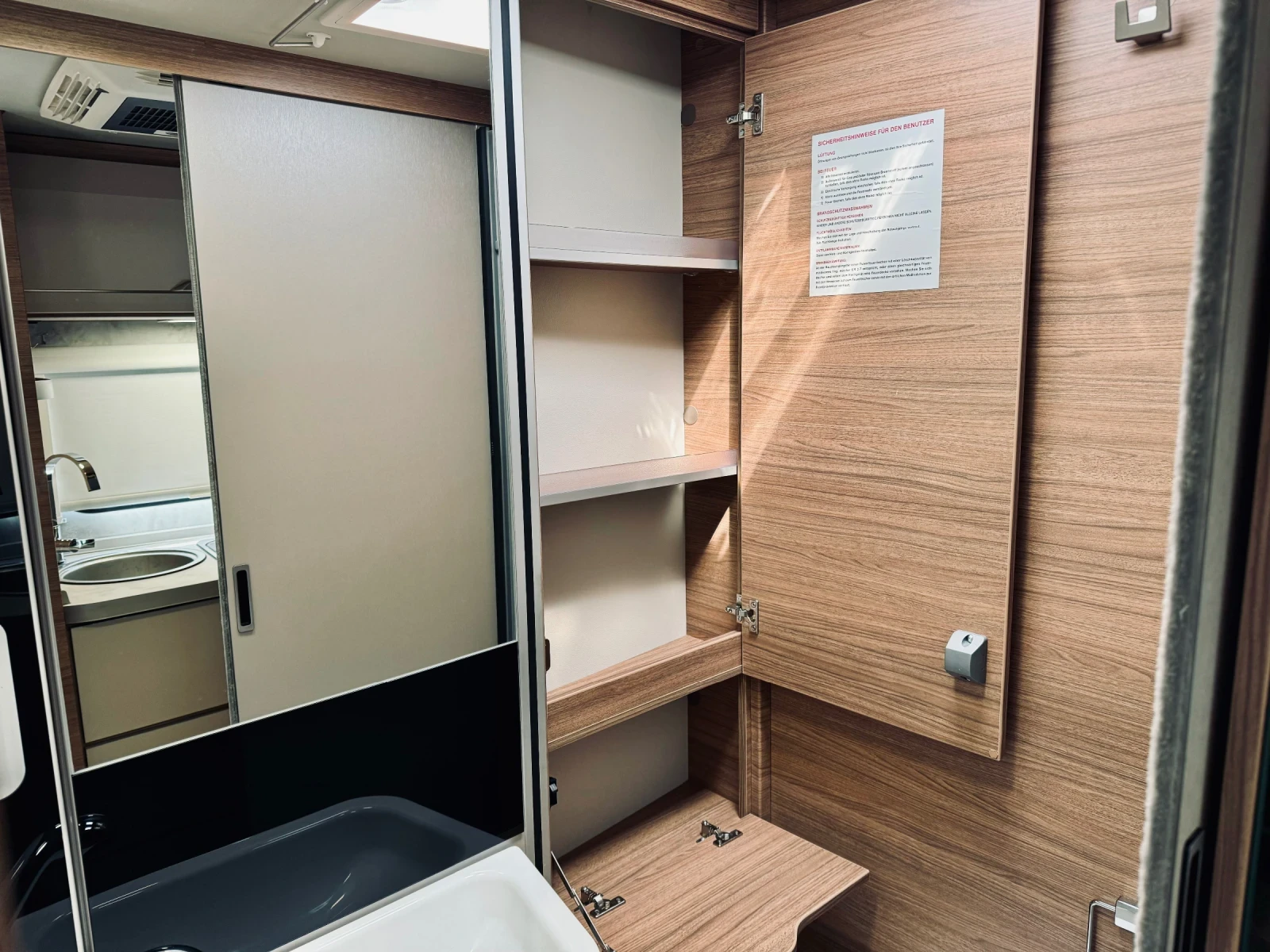 ������ Knaus Van I 650 MEG | Mobile.bg � ����������� 14