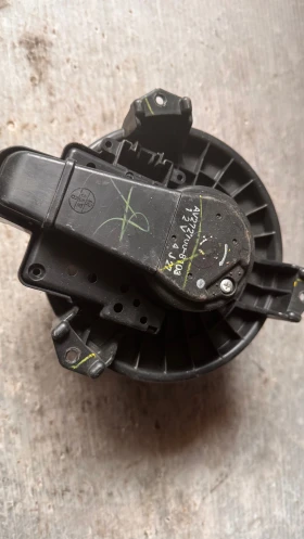     Toyota Avensis 2009 - 2012 - AV272700-8103 | Mobile.bg    2